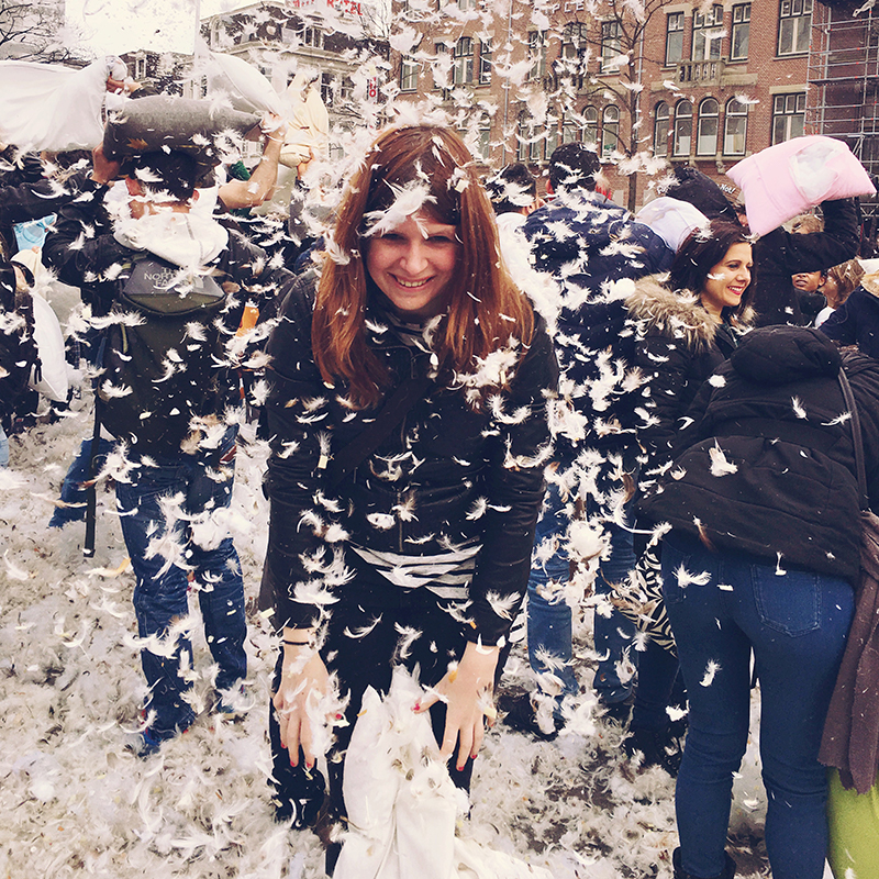 International pillow fight amsterdam Stripe Away